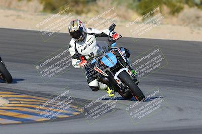 media/Dec-18-2022-SoCal Trackdays (Sun) [[8099a50955]]/Turn 10 (140pm)/